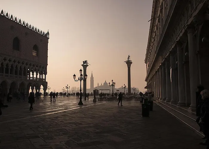 Ca' Nane * البندقية